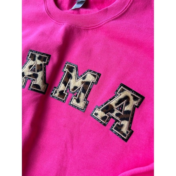 Gildan Heavy Blend Womens 4XL Pink Mama Leopard Print Crewneck Sweatshirt - Picture 2 of 9